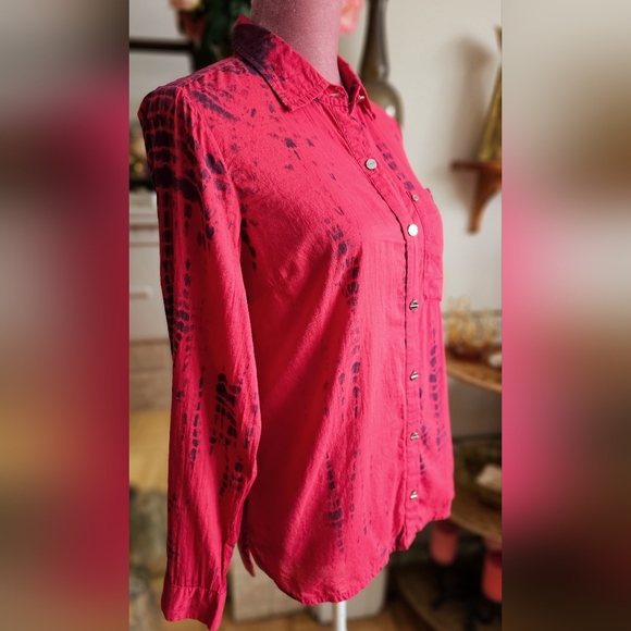 Michael Kors button-down shirt,  size 4. - Picture 4 of 10